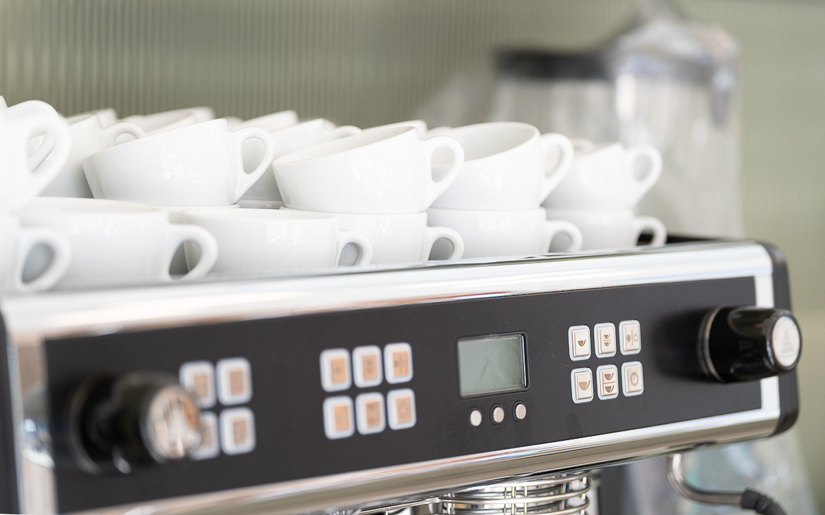 gesundheitszentrum-panoramastrasse-cafe-panorama-detail-kaffeemaschine